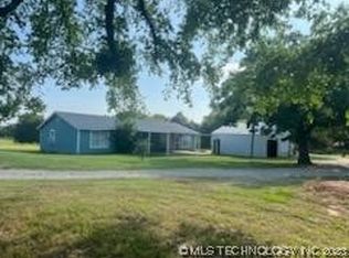 7605 S Hollow Springs Rd, Coleman, OK 73432