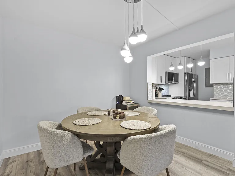 629 Sea Pine Way #D2 — Photo 6