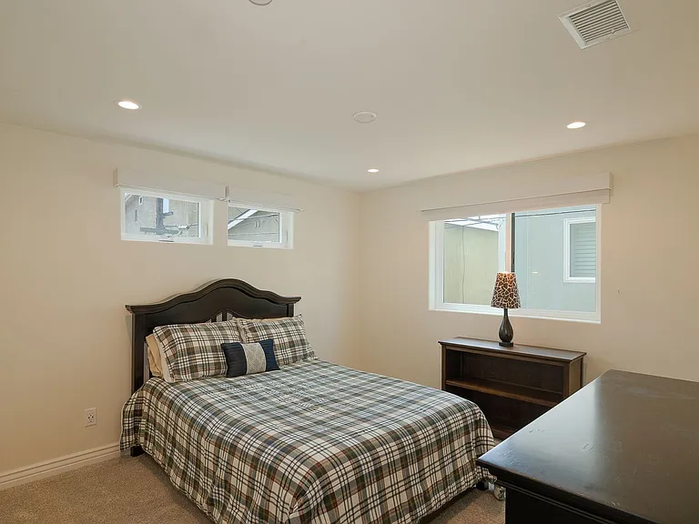 2129 Piru Ave — Photo 24