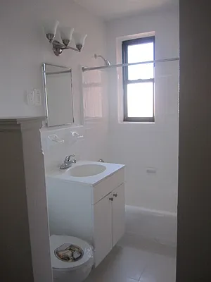 Rented by Kings & Queens | media 8