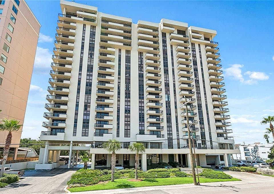 1st image of 300 Lake Marina Ave APT 8A