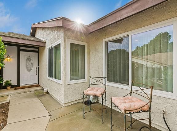 3rd image of 5244 Laurel Park Dr