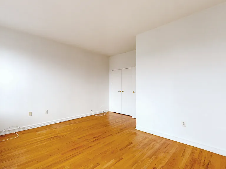 15 E 129th St #3 — Photo 17