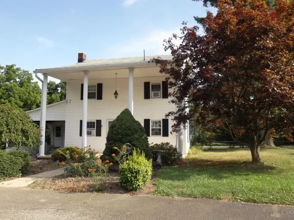 2866 Davis Rd, Bethel, OH 45106