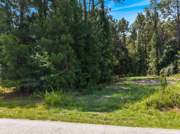 202 Grays Lane, Elizabethtown, NC 28337