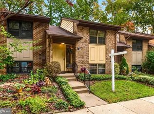 2029 Headlands Cir, Reston, VA 20191