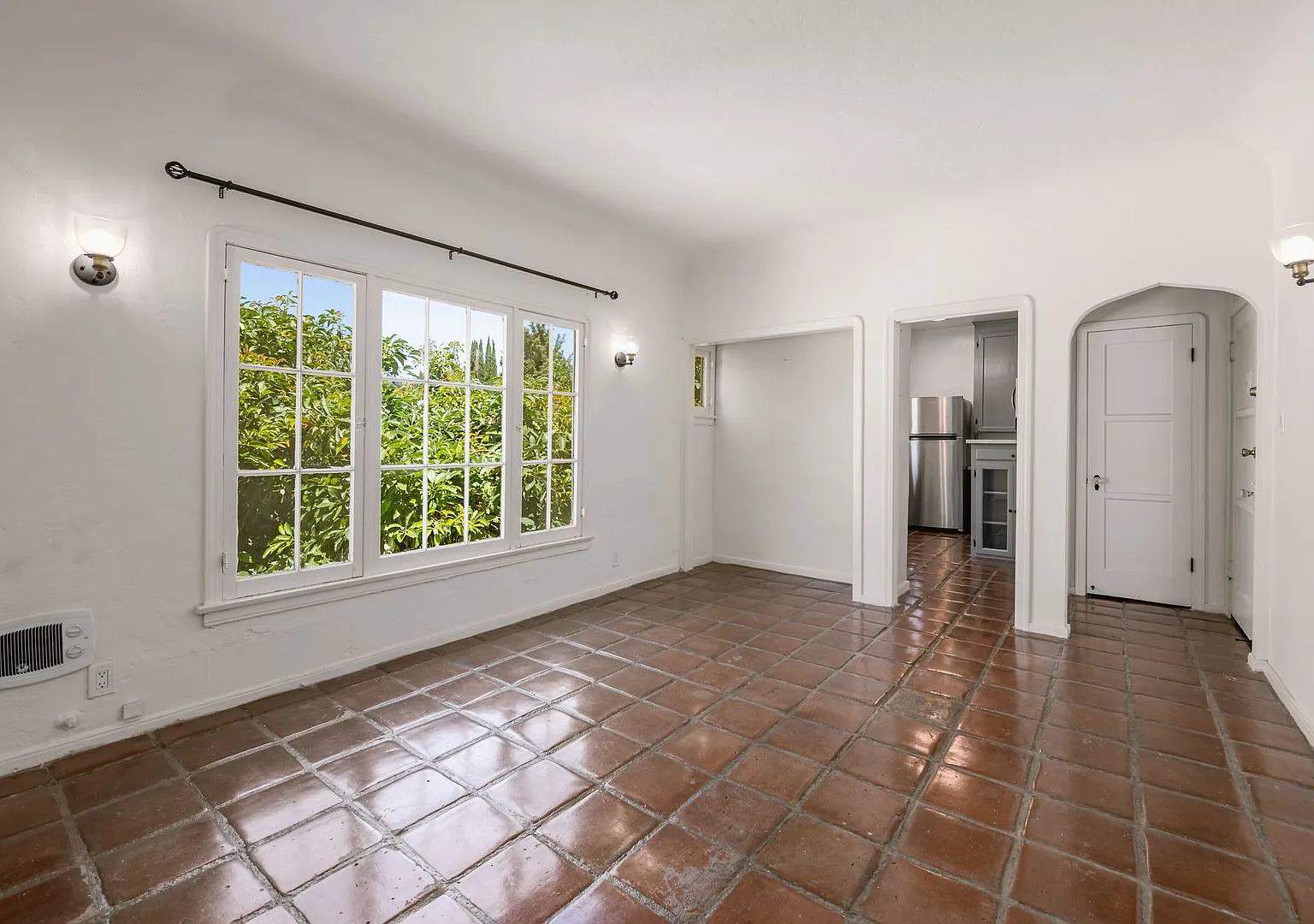 MC Mariposa Properties, LLC — Photo 1