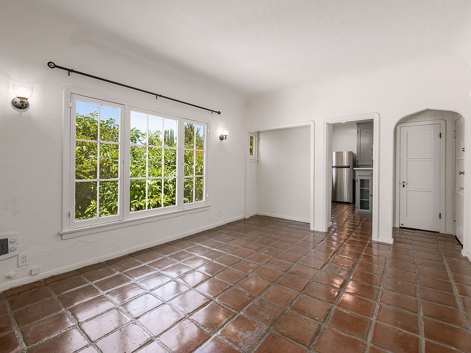 1st image of 1848 N Mariposa Ave #205