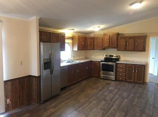 3 Sterling Dr, Hurricane, WV 25526