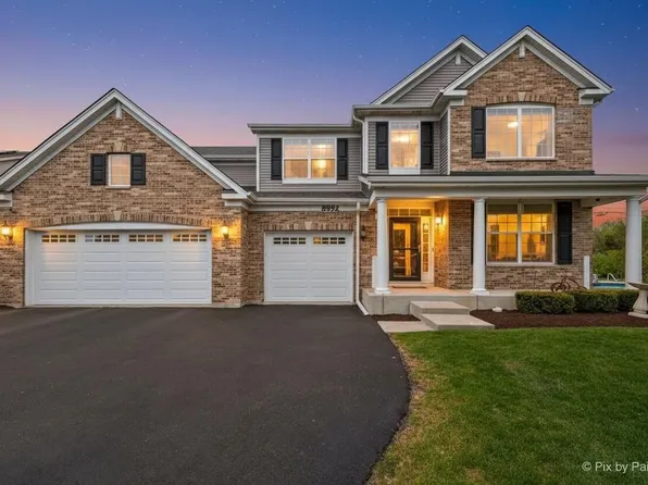 8992 Pearsall Dr, Huntley, IL 60142