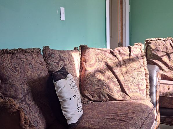 (undisclosed Address)