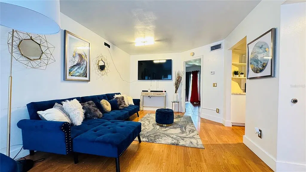 1 bed, 1.0 bath, 642 sqft, $1,450 — Photo 4