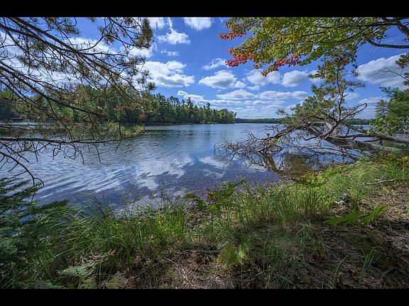 3rd image of 7075 Shore Ln N