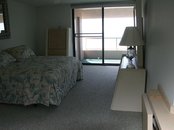Master Bedroom w/ balcony on Gulf