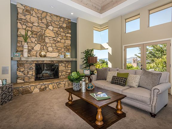 2nd image of 875 Greystone Pl