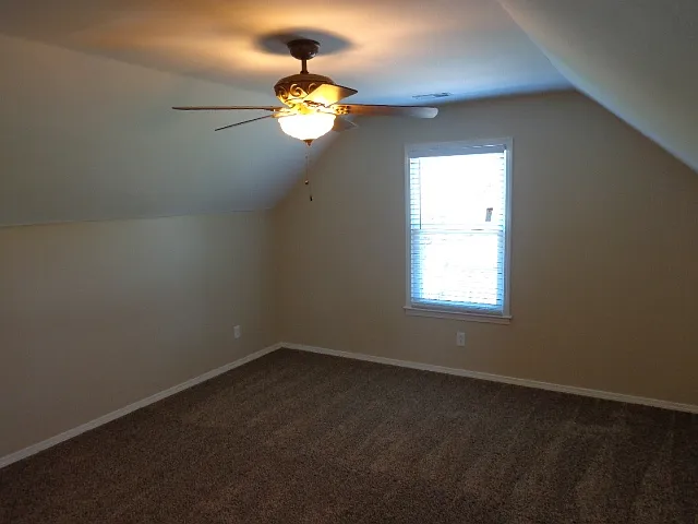 406 Williamsport Dr — Photo 16