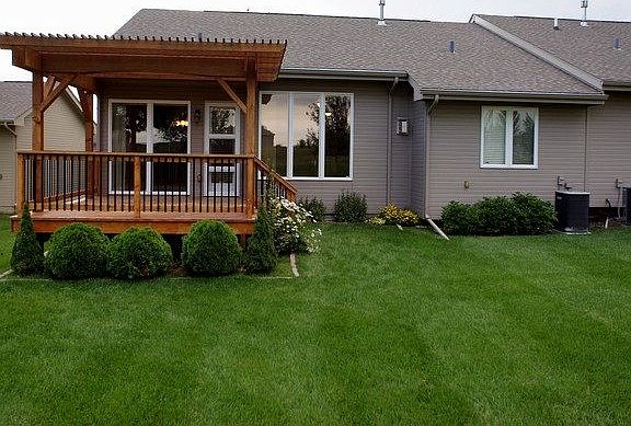 5th image of 804 N 185th St