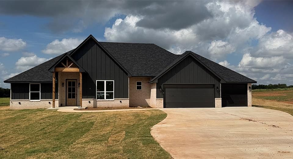 1st image of 2216 Autumn Ridge Ct