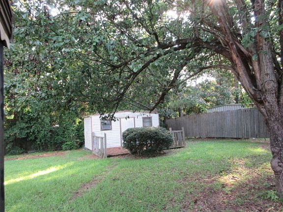 4th image of 1742 Bunker Hill Rd