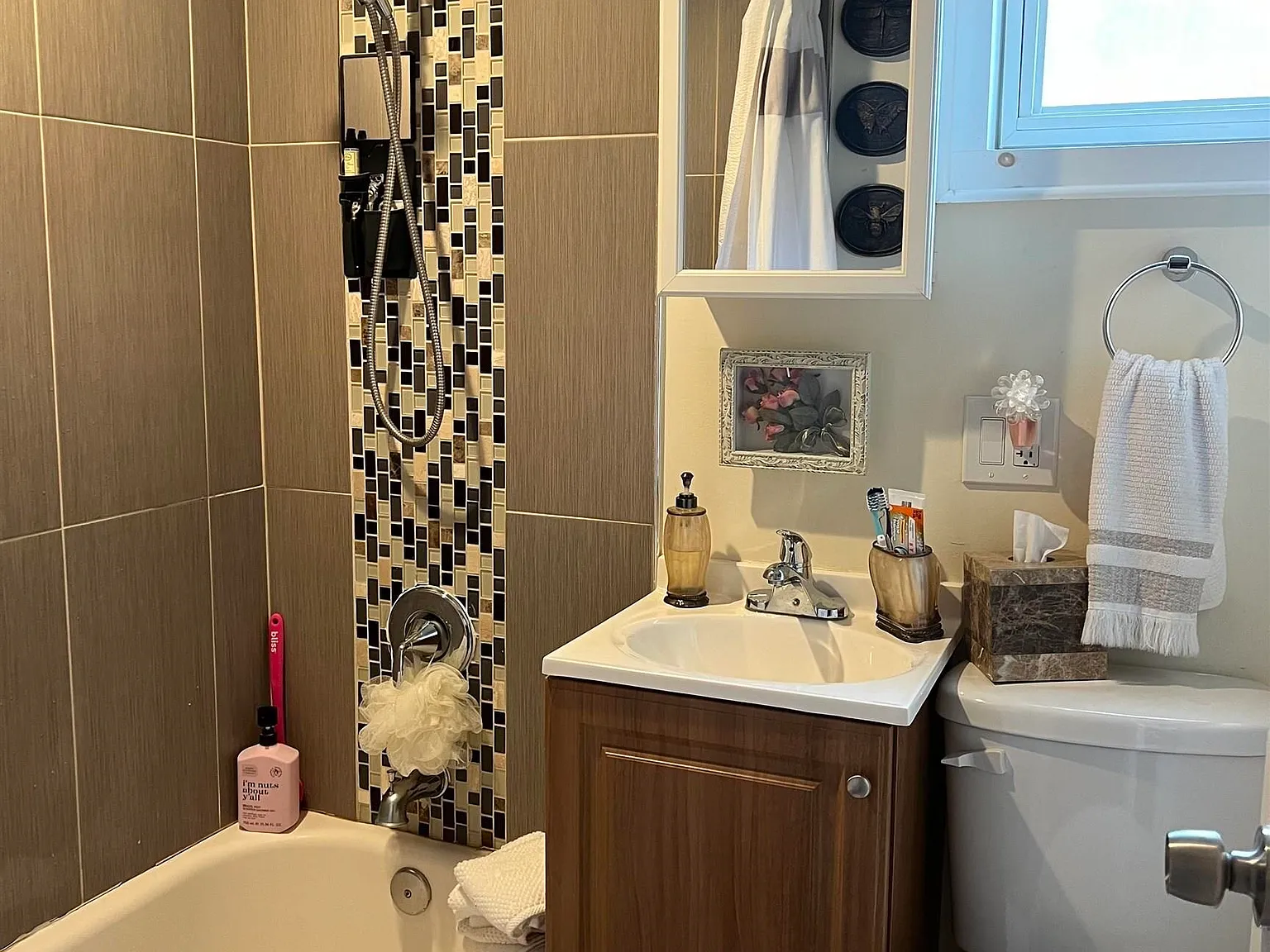 1 bed, 1.0 bath, $2,500 — Photo 4