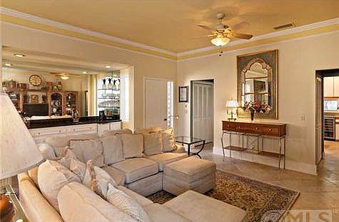 5th image of 11890 SE Hill Club Ter Unit 1E