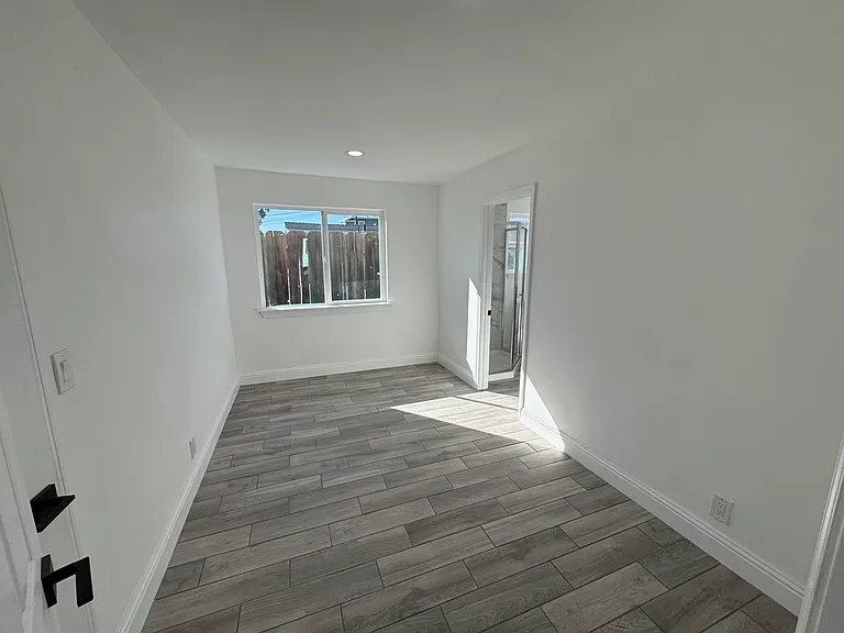 1136 N Sanborn Rd #2 — Photo 7