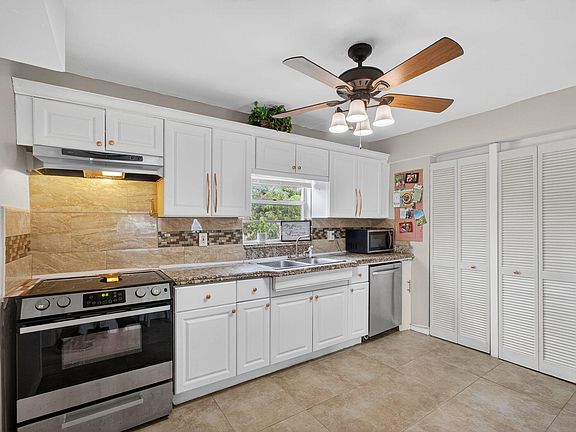 5th image of 1136 W 7th Street