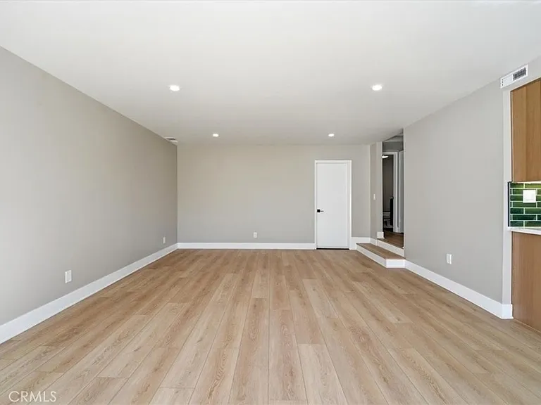 1613 Darcy Ave — Photo 19