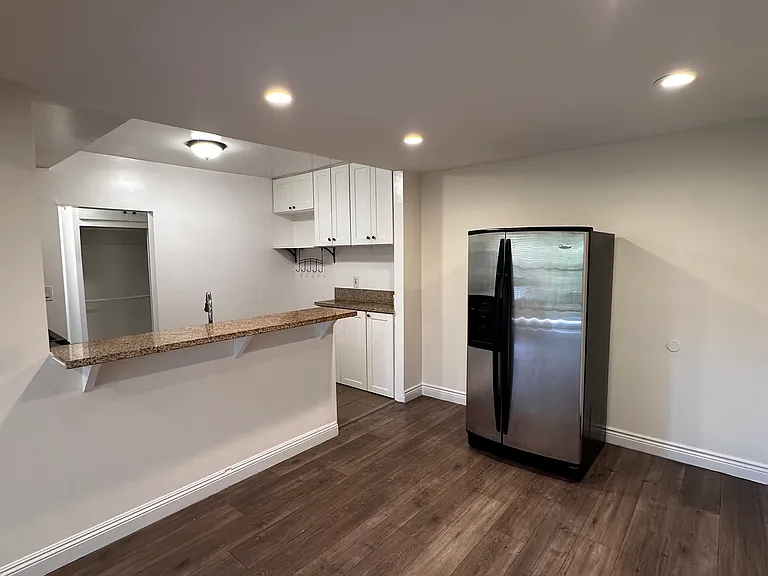 2073 Ivar Ave #2 — Photo 3
