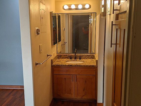 4th image of 1111 E University Dr