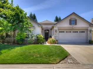 10405 E Lylewood Way, Clovis, CA 93619