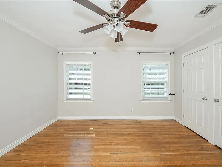 709 Inwood Dr — Photo 19
