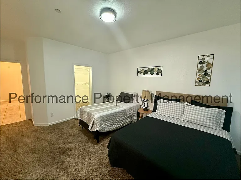 5720 Woodard Ridge Dr — Photo 10