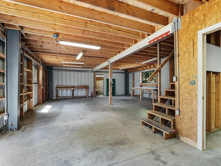 1221 Old San Jose Rd #B — Photo 28