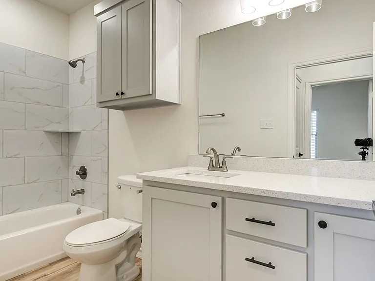 5835 Virginia Ave — Photo 15