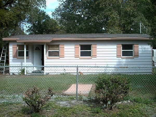 1st image of 335 Wildwood Ln