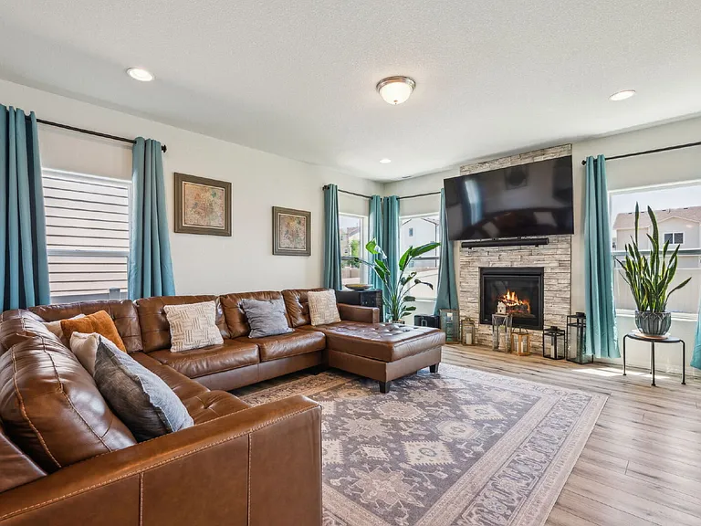 11357 Esperanza Way — Photo 10