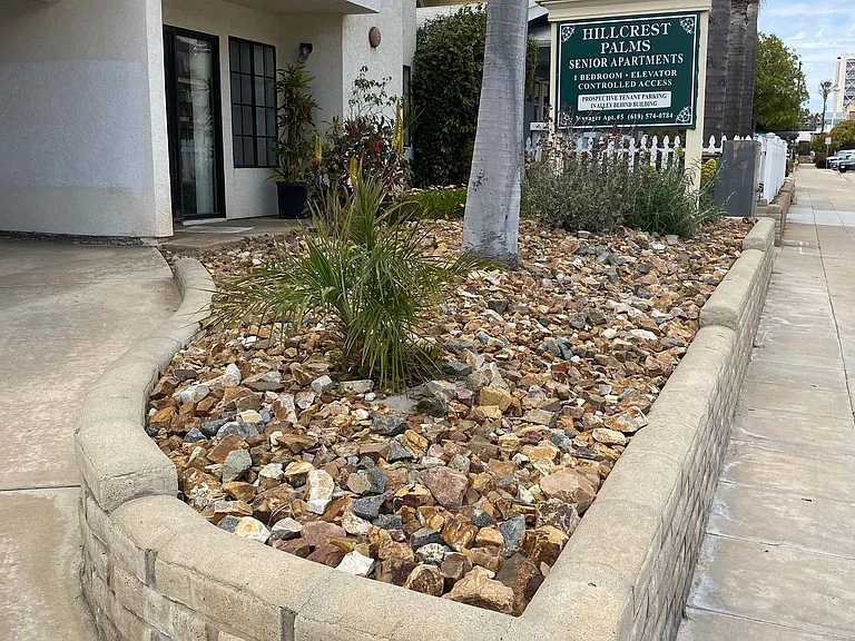 Hillcrest Palms Apartments — Photo 16