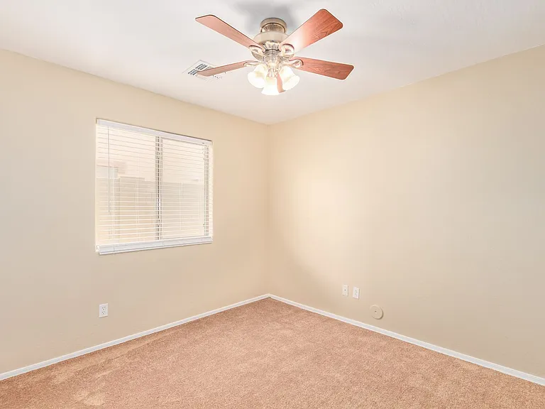 23809 W Adams St — Photo 13