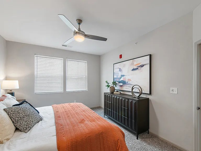 19Nineteen Promenade — Photo 209