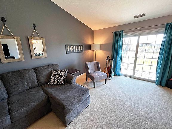 4th image of 8782 Carrousel Park Cir Unit 124
