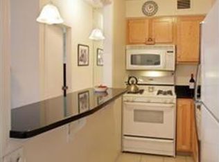 29 Bowdoin St APT 3A, Boston, MA 02114