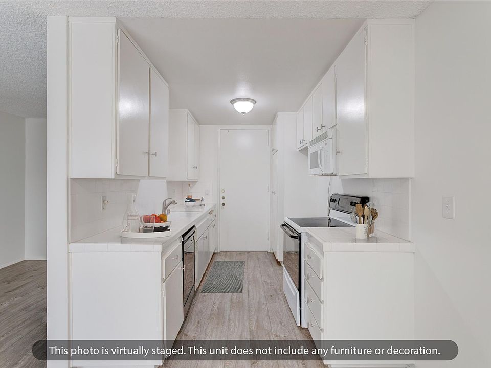 1st image of 846 4th St #211
