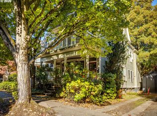 2137 NW Everett St APT B, Portland, OR 97210