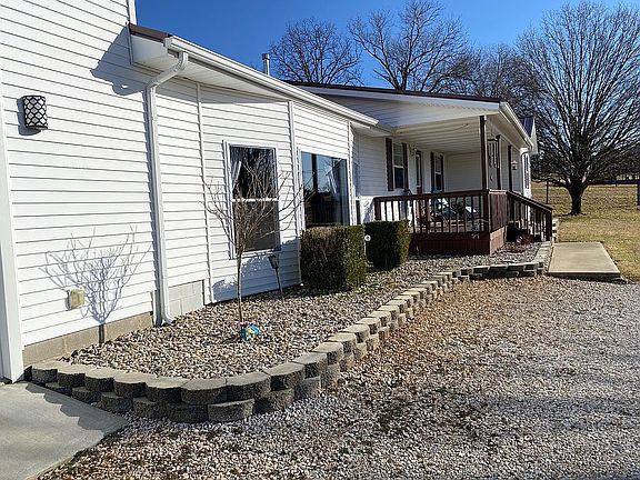 2nd image of 28 Ruth Elaine Dr