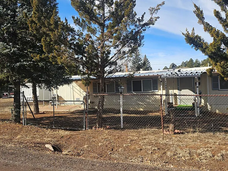 4208 Meadow Grove Dr — Photo 2