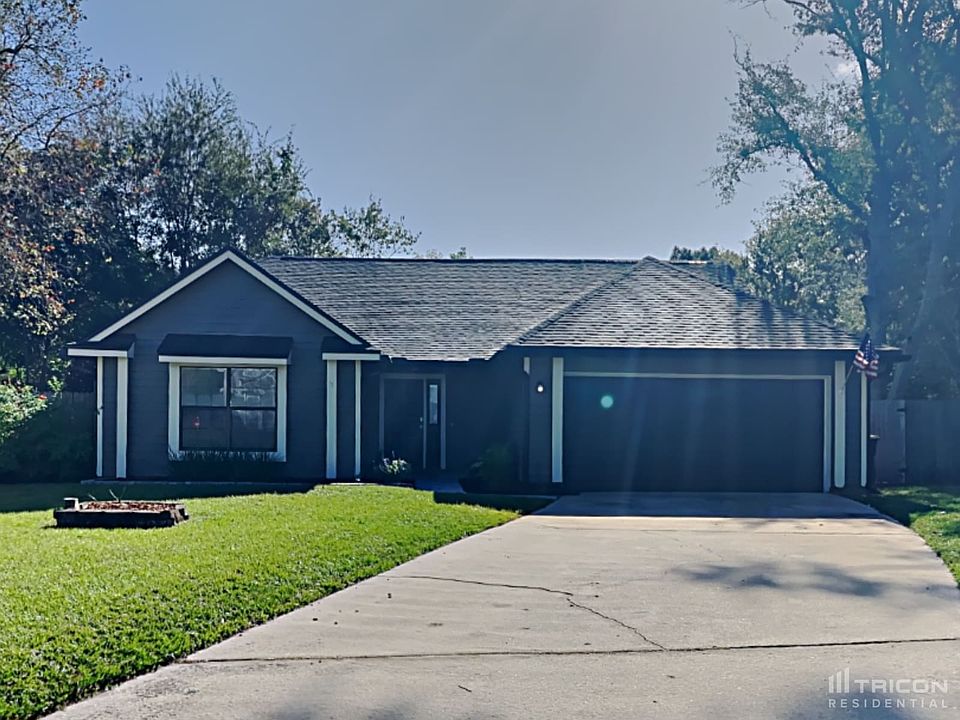 1st image of 7935 Longshadow Ct