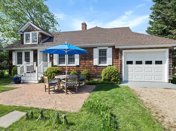 40 Meadow Way, East Hampton, NY 11937