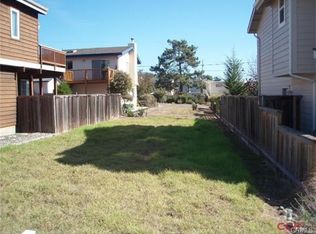 Fallbrook St, Cambria, CA 93428