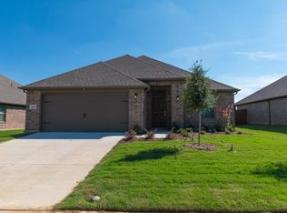1013 Verde Valley Ln, Crowley, TX 76036